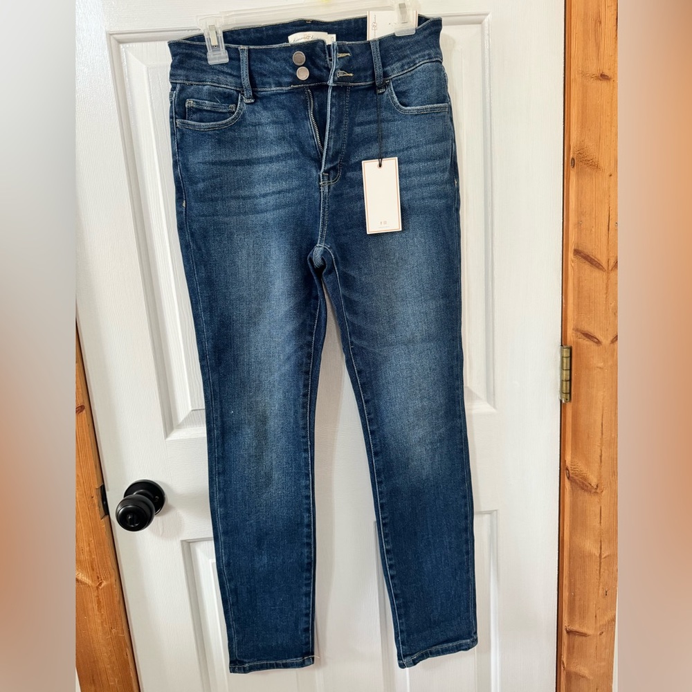 Discount Divas Jeans